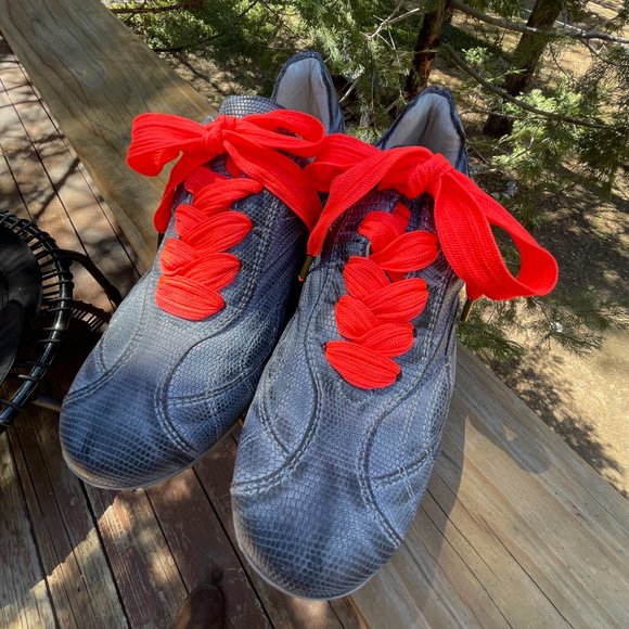 New Henry & Magda Golf Shoes - Picture 3 of 13